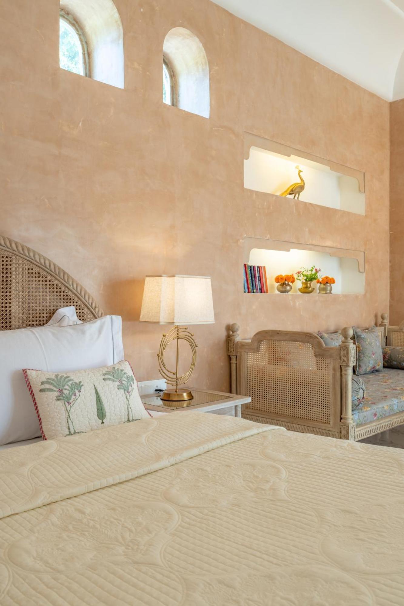 Niravi Jaipur Bed & Breakfast Bilik gambar